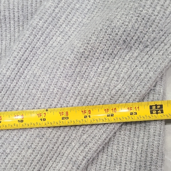 Leith Light Gray Buttoned Cardigan - Picture 3 of 7